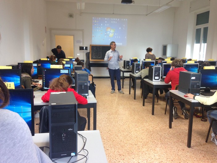 Al "Falcone" di Loano il progetto "Georientiamoci" del Collegio dei Geometri di Savona