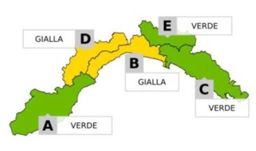 Maltempo: allerta gialla per temporali su costa ed entroterra Maltempo: allerta gialla per temporali su costa ed entroterra