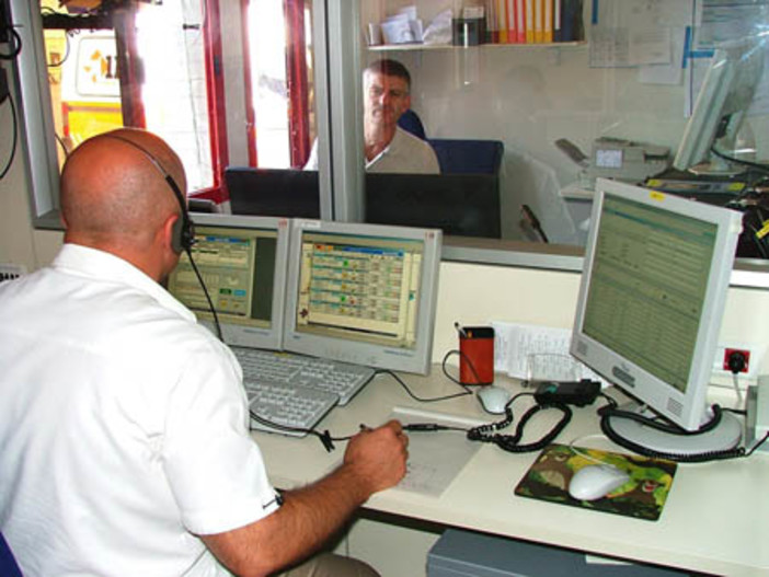 Orco Feglino: auto ribaltata sull&amp;#039;A10, nessun ferito