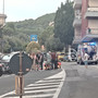 Savona, perde il controllo della bici e cade sull'asfalto: un ferito in codice giallo Savona, perde il controllo della bici e cade sull'asfalto: un ferito in codice giallo