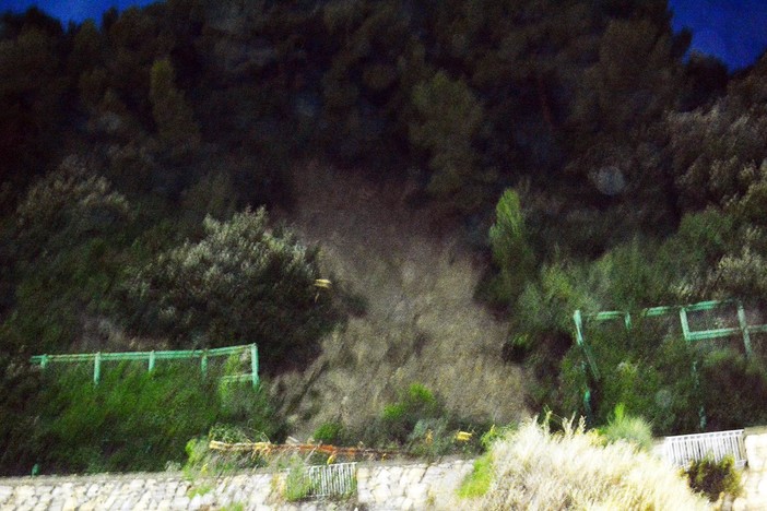 Il maltempo mette in ginocchio il finalese, Frascherelli:"Chiederò gratuità Autofiori"