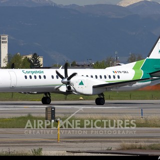 Incidente aereo a Firenze: Saab 2000 evacuato (filmato)