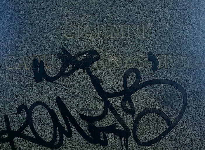 Vandali nei giardini "Caduti di Nassiriya" a Loano: la rabbia di Vaccarezza Vandali nei giardini "Caduti di Nassiriya" a Loano: la rabbia di Vaccarezza