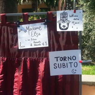 Tra cortei religiosi, bancarelle e chiromanti Finalmarina festeggia San Giovanni