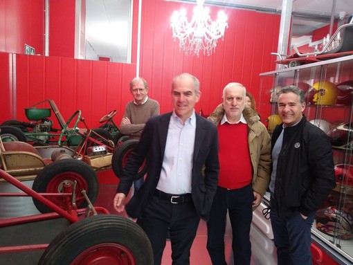 Albenga, il sindaco Cangiano in visita al Museo dei Kart e del Casco: "Un grande piacere" Albenga, il sindaco Cangiano in visita al Museo dei Kart e del Casco: "Un grande piacere"