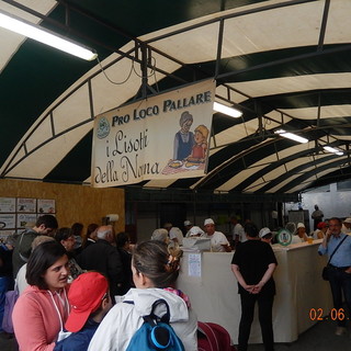 Pallare, successo per la manifestazione gastronomica "Alice nel paese dei lisotti"