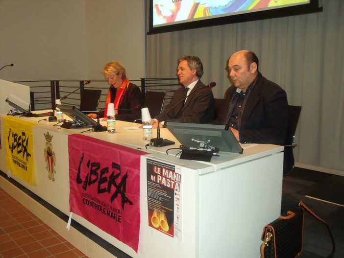 Nando Dalla Chiesa ieri alla Sibilla _ Le foto