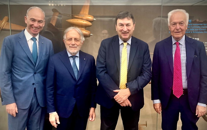 Piaggio Aerospace, il Prefetto di Savona in visita allo stabilimento di Villanova Piaggio Aerospace, il Prefetto di Savona in visita allo stabilimento di Villanova