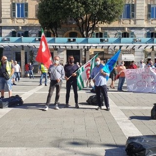 Ata, fissato l'incontro tra l'azienda e i sindacati sul futuro dei 35 precari. Causa (Fit Cisl): "Lavoratori sono stanchi e l'azienda cade a pezzi" Ata, fissato l'incontro tra l'azienda e i sindacati sul futuro dei 35 precari. Causa (Fit Cisl): "Lavoratori sono stanchi e l'azienda cade a pezzi"