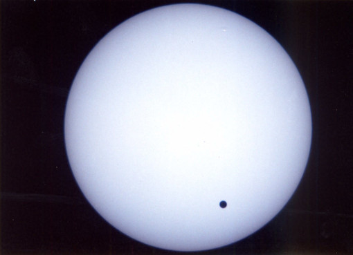 Astrofili Orione, aperitivo astronomico in preparazione al transito di Venere sul disco solare Astrofili Orione, aperitivo astronomico in preparazione al transito di Venere sul disco solare