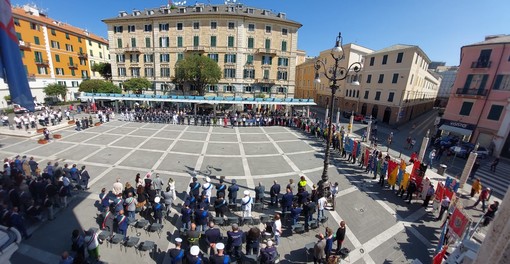 Celebrazioni della festa della Repubblica a Savona: nominati 3 Cavalieri e consegnate medaglie d'onore a 4 cittadini deportati (FOTO e VIDEO)