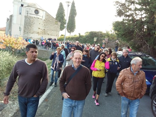 Successo ad Andora per la "Camminata tra gli ulivi"