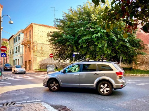 Borghetto S.Spirito, il consigliere Maritano: "Priorità alla messa in sicurezza di via dei Peschi" Borghetto S.Spirito, il consigliere Maritano: "Priorità alla messa in sicurezza di via dei Peschi"