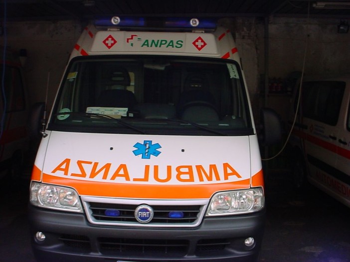 Incidente stradale ad Alassio: investito don Tedoldi