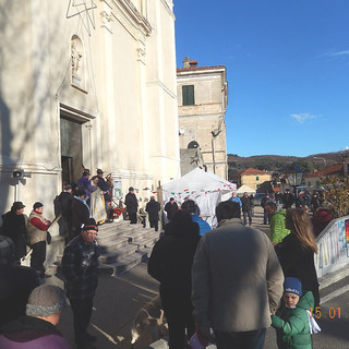 A Pallare la tradizionale benedizione degli animali di Sant'Antonio (FOTO)