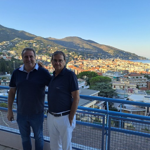 Migranti ad Albenga, l'UDC sul consiglio comunale in piazza: "Manca il dialogo costruttivo tra maggioranza ed opposizione"