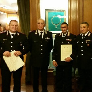 Encomio solenne ai carabinieri di Cisano sul Neva che durante l'alluvione del 2016 hanno salvato delle persone Encomio solenne ai carabinieri di Cisano sul Neva che durante l'alluvione del 2016 hanno salvato delle persone