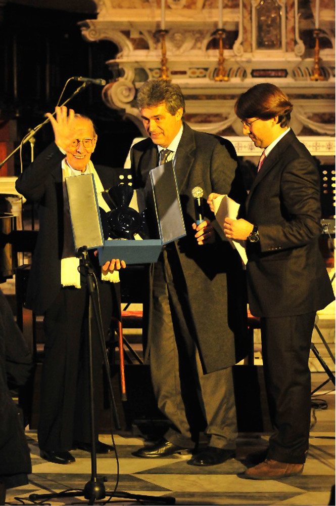 L'addio di Albissola Marina al maestro Ferrato