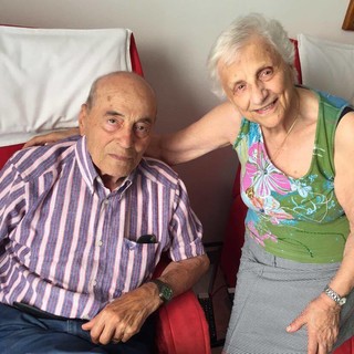 Coniugi albisolesi festeggiano 65 anni di matrimonio