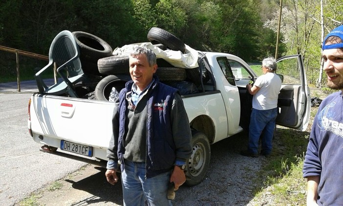 Domenica volontari al lavoro per pulire Murialdo