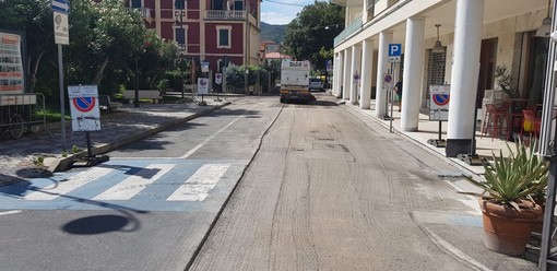 Albenga, ripristino degli asfalti ad opera di Edigas
