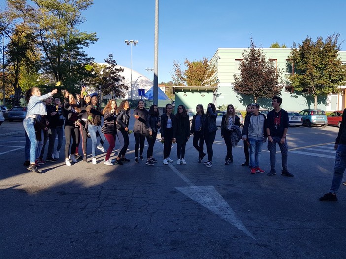 Carcare: al Liceo Calasanzio si fa lezione all'aria aperta