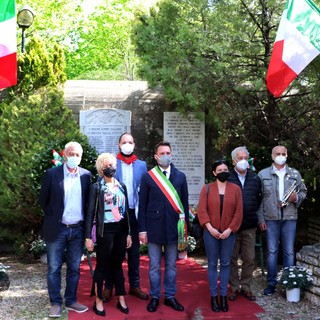 Albenga, un sentito omaggio al Fortino dei Martiri della Foce per celebrare il 25 aprile (FOTO)