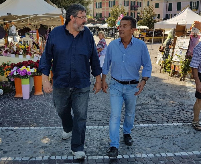 Il sindaco di Carcare condannato per l'ordinanza anti profughi, Vaccarezza: "Io sto (sempre di più) con Franco" Il sindaco di Carcare condannato per l'ordinanza anti profughi, Vaccarezza: "Io sto (sempre di più) con Franco"