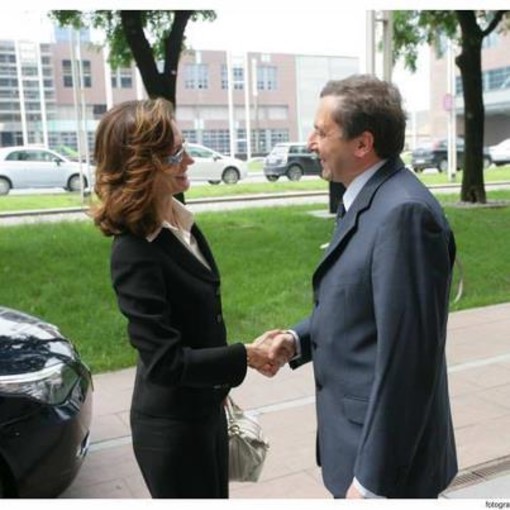 Da Gelmini al savonese Profumo: vicende di ordinaria, e straordinaria inefficienza