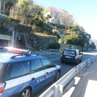 Smottamento villa a Noli: ieri il sopralluogo, il movimento franoso è in corso