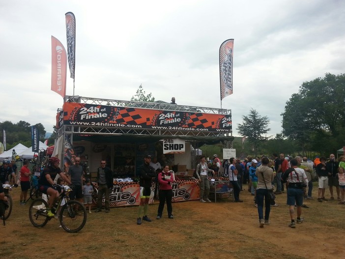 La 24H di mountain bike di Finale: la festa dello sport a 360'gradi La 24H di mountain bike di Finale: la festa dello sport a 360'gradi