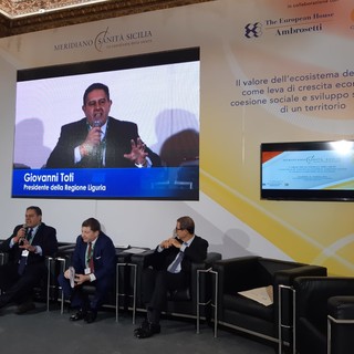 Sanità. Toti al convegno del Forum Ambrosetti a Palermo: "Dal confronto tra regioni la sostenibilità dell'intero sistema"