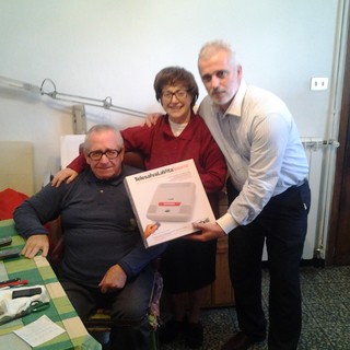 Pontinvrea, l'amministrazione consegna i primi apparecchi "salva vita"