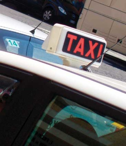 Ad Alassio nasce un consorzio per i taxi Ad Alassio nasce un consorzio per i taxi