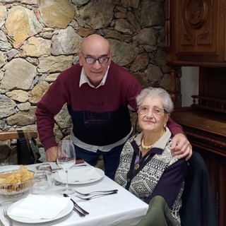 Rosa Goslino con il figlio Mino Rosa Goslino con il figlio Mino