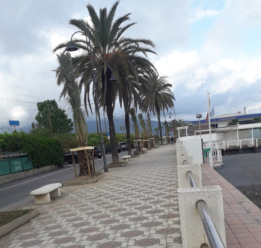 Albenga diventa una palestra a cielo aperto con "Un Mare di Fitness" Albenga diventa una palestra a cielo aperto con "Un Mare di Fitness"