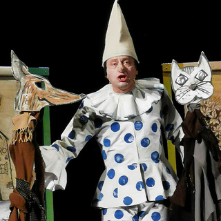 Albenga: "Pinocchio illustrato da Collodi", spettacolo per grandi e piccini in Piazza del Popolo