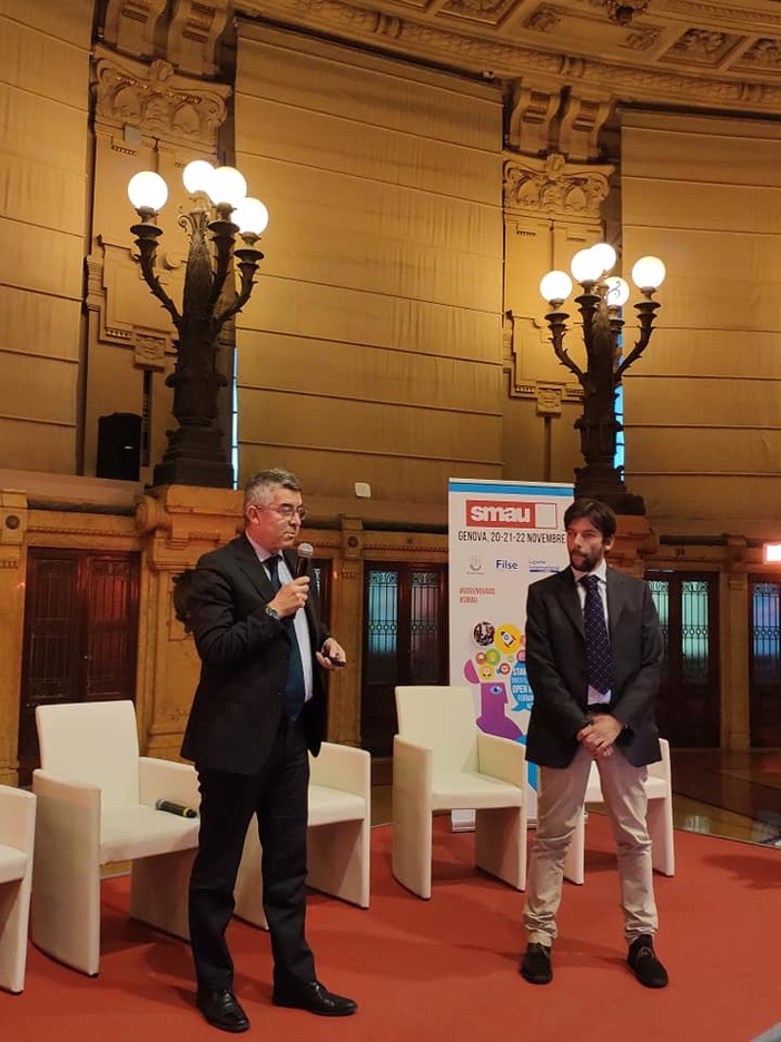 La Regione premia le migliori idee d’impresa. A Smartcup vincono: Futuredata, Light-heart, Charity wall e Hiro robotics La Regione premia le migliori idee d’impresa. A Smartcup vincono: Futuredata, Light-heart, Charity wall e Hiro robotics