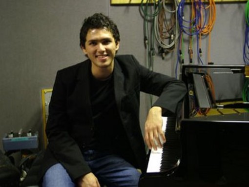 A Carcare il concerto straordinario del pianista russo Eduard Kunz