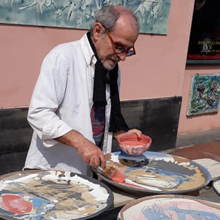 Foto dal profilo Facebook dell'artista