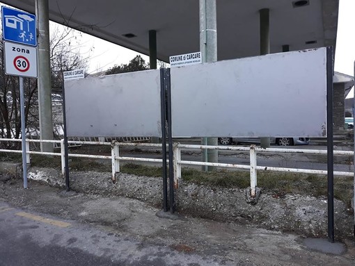 Carcare: nuove bacheche per le pubbliche affissioni in frazione Vispa