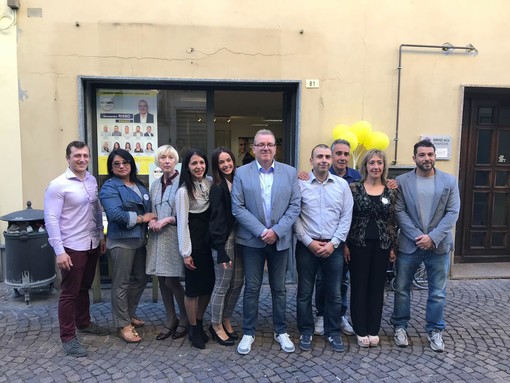 Elezioni Carcare: il Movimento 5 Stelle con 'Alessandro Risso sindaco' presenta la lista Elezioni Carcare: il Movimento 5 Stelle con 'Alessandro Risso sindaco' presenta la lista