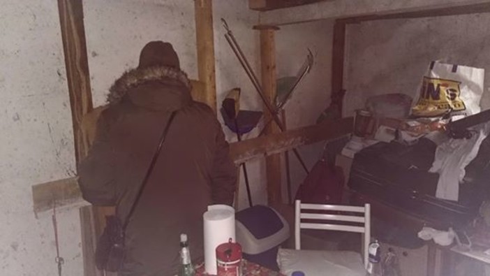 Costretto a vivere in garage, happy end per Franco: "Una ditta di Milano gli ha offerto lavoro"