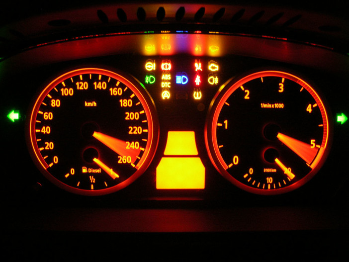 Un etto di cocaina nel cruscotto: arrestato ventitreenne al casello di Borghetto S.S.