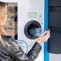 La raccolta delle bottiglie cambia: a Finalborgo un ecocompattatore che premia i cittadini La raccolta delle bottiglie cambia: a Finalborgo un ecocompattatore che premia i cittadini