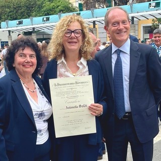 Andora, Antonella Soldi tra i nuovi Cavalieri della Repubblica. Il sindaco Demichelis: "Una professionista al servizio delle istituzioni e della comunità" Andora, Antonella Soldi tra i nuovi Cavalieri della Repubblica. Il sindaco Demichelis: "Una professionista al servizio delle istituzioni e della comunità"