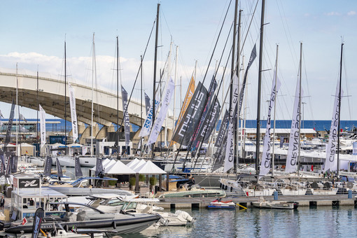 Il Salone Nautico si chiude con numeri da record, Cecchi: "Viviamo un momento magico, tutta la filiera è contenta" (Foto e video) Il Salone Nautico si chiude con numeri da record, Cecchi: "Viviamo un momento magico, tutta la filiera è contenta" (Foto e video)