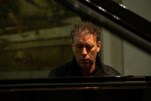 Finale, il pianista Luca Donati infiamma i "Pomeriggi Musicali"