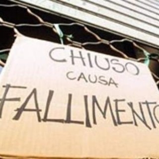 Primo trimestre 2015 avverso per le imprese liguri: fallimenti in crescita e gap negativo tra iscrizioni e cancellazioni