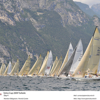 Vela, lo spagnolo Zabaluà in testa alla Volvo Cup alassina